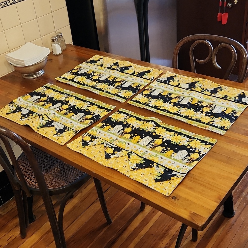 Hand Quilted Bee Placemats